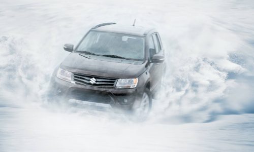 نحوه گرم کردن خودرو در زمستان و نکاتی برای رانندگی در این فصل